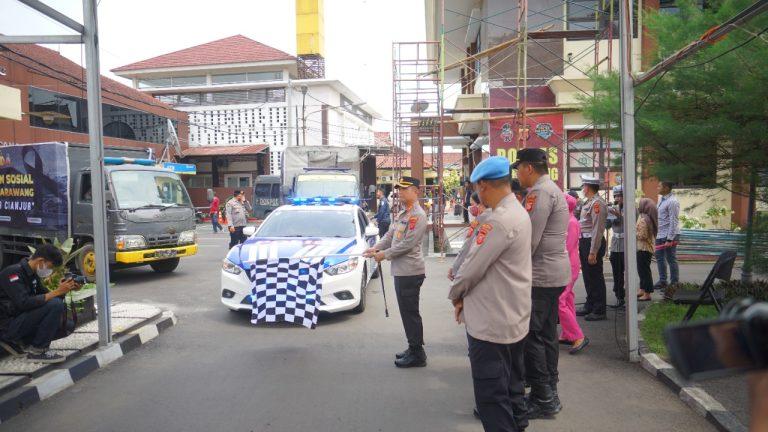 Polisi Distribusikan Bantuan untuk Para Korban Gempa Bumi Cianjur