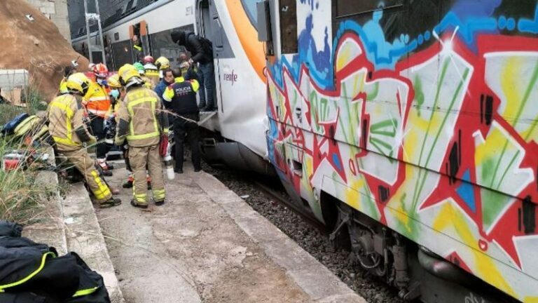 Tabrakan Kereta di Spanyol, Ratusan Orang Luka-luka