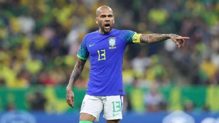 Alves Berikan Peringatan Usai Brasil Dipecundangi Korsel