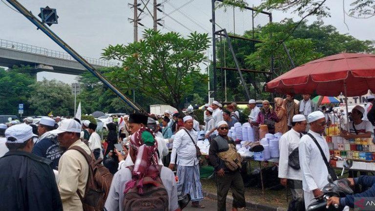 Munajat Akbar 212 Berakhir, Lalin di Kawasan Taman Mini Tersendat