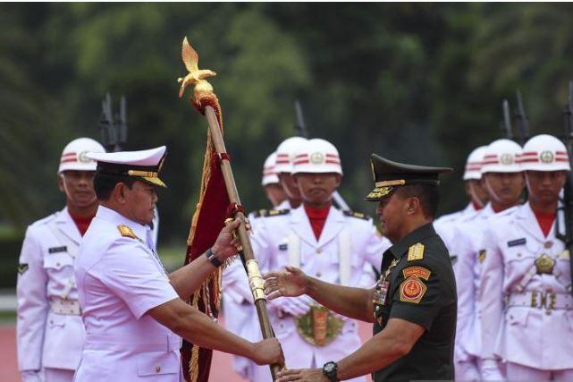 Melalui Upacara Militer, Jenderal Andika Resmi Sertijab ke Yudo Margono