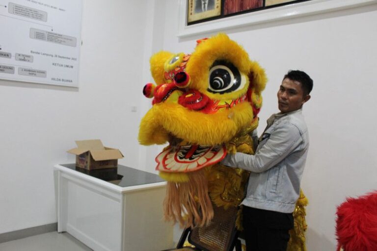 Kelompok Kesenian Barongsai Mulai Ramai Pesanan Jelang Imlek