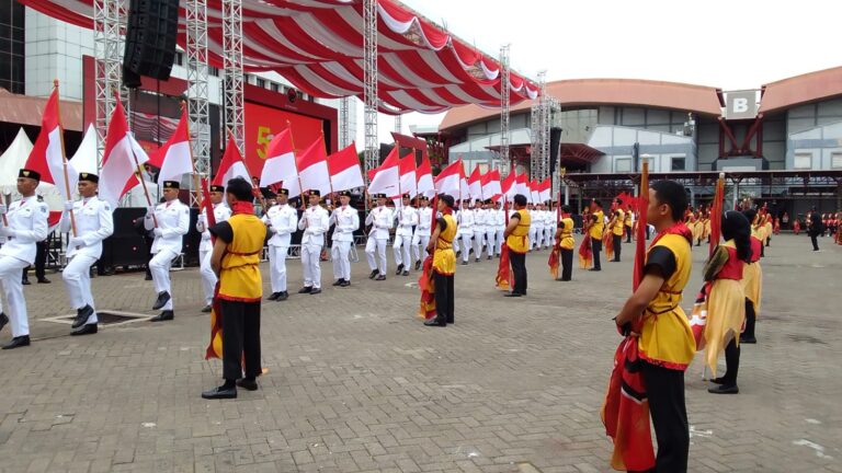 Atraksi Marching Band Meriahkan Pembukaan HUT ke-50 PDIP