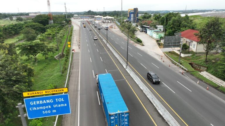 Kenaikan Volume Kendaraan 19,76 Persen Saat Libur Panjang Hari Raya Imlek