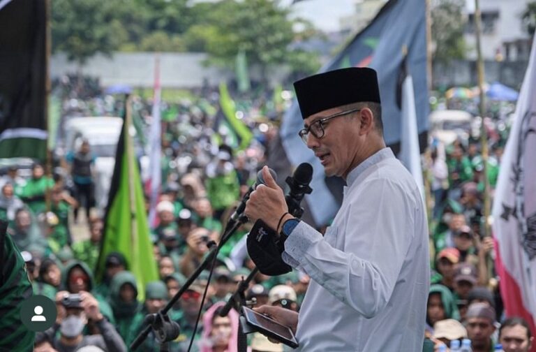 Sandiaga Uno Hadiri Harlah Partai PPP ke-50