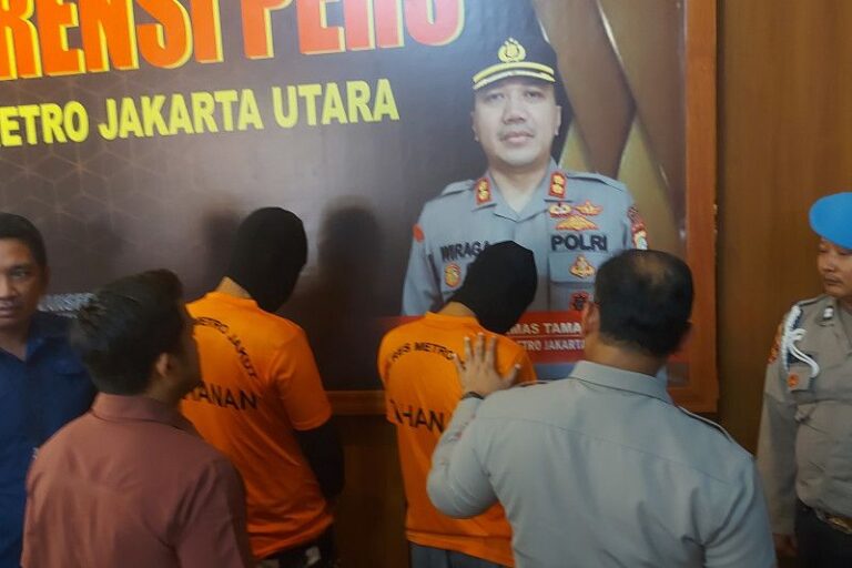 Kapolres Jakarta Utara Marahi Orang Tua yang Anaknya Tusuk Anggota Polisi