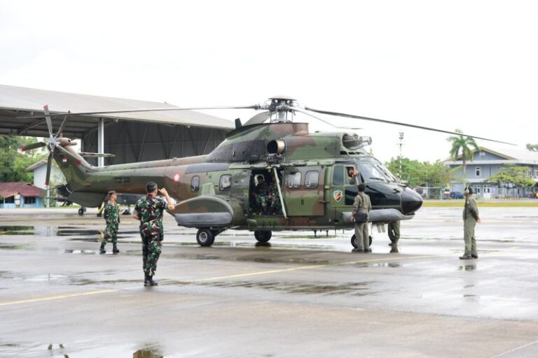 TNI AU Turut Serta dalam Pencarian dan Penyelematan Helikopter Polda Jambi