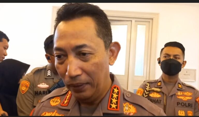 Kapolri ke Jambi untuk Pantau Proses Evakuasi Kapolda Jambi Irjen Pol Rusdi Hartono