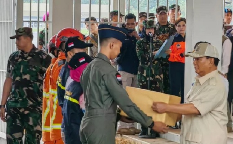 Menhan Prabowo Lepas Pengiriman Bantuan Kemanusiaan ke Turki