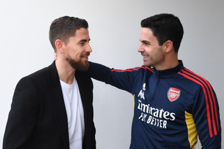 Jorginho Resmi Bergabung dengan Arsenal