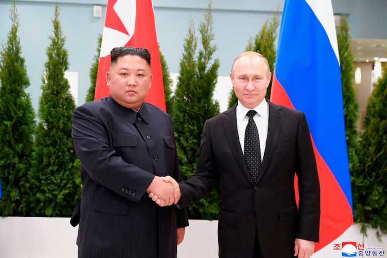 Putin Ketemu Kim Jong Un, NATO Ketar-ketir