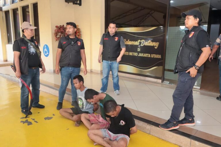 Polisi Amankan Tiga Pelaku Curat Beraksi di 15 Lokasi Jakut