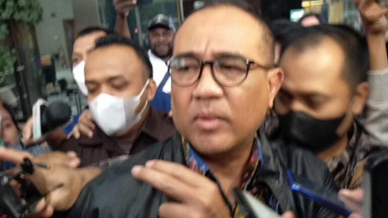 Usai Diperiksa KPK Terkait Harta Kekayaan, Rafael Alun: Saya Sudah Lelah