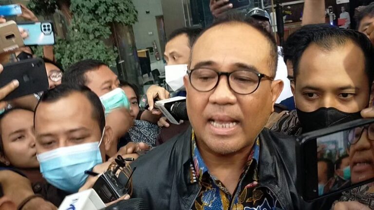 KPK Umumkan Rafael Alun Jadi Tersangka Kasus Dugaan Gratifikasi