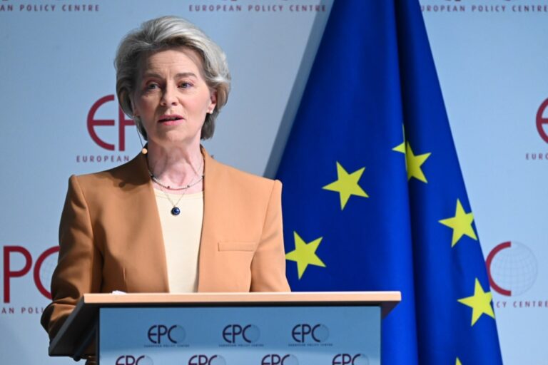 Ursula von Der Leyen Nyalon Kepala Baru NATO