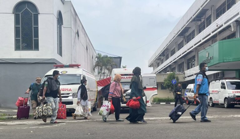 Ratusan WNI di Sudan Akan Diterbangkan ke Jeddah Hari ini