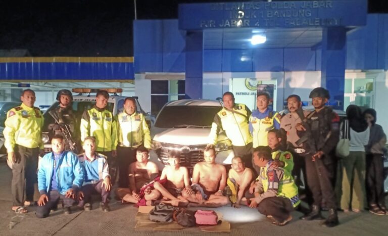 Empat Pencuri Laptop di Rest Area KM-57 Tol Japek Diringkus Polisi