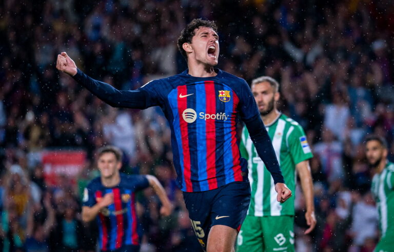 Barcelona Pesta Empat Gol ke Gawang Real Betis