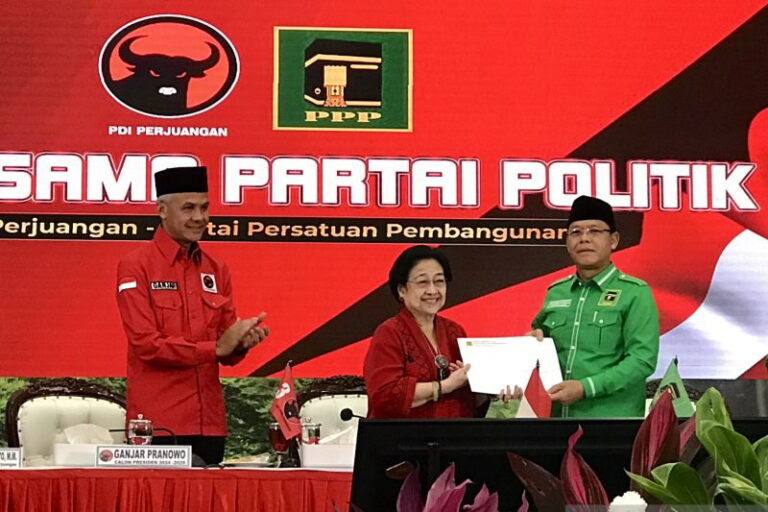 PPP Serahkan Hasil Rapimnas Dukung Ganjar Capres 2024 ke Megawati