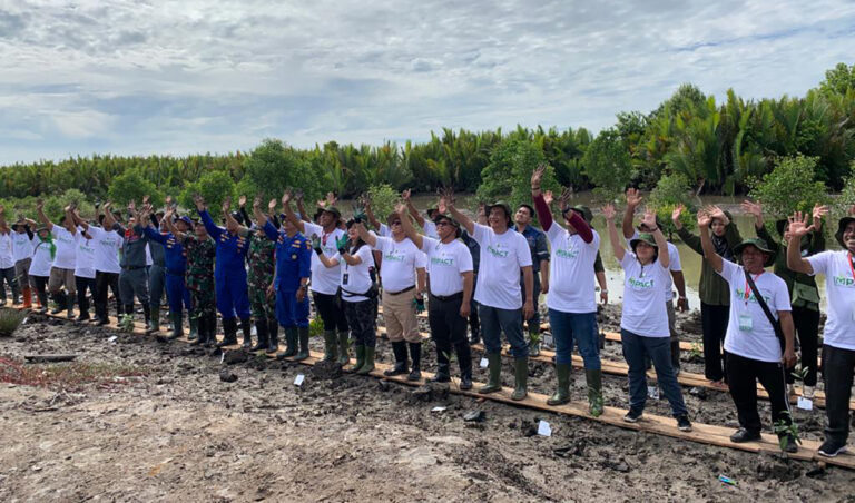 Fokus Stunting dan Mangrove, Cara Indika Energy Berbakti untuk Negeri