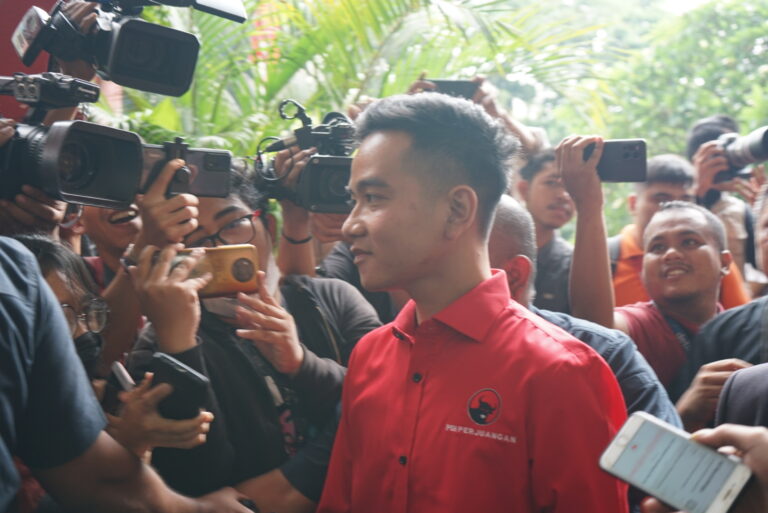 Diisukan Jadi Bacawapres Prabowo, Ini Bantahan Gibran