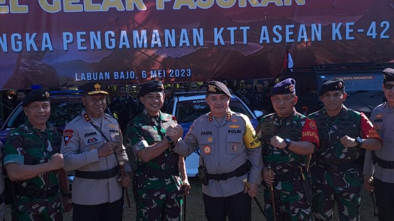 Masyarakat Labuan Bajo dan Polri Gelar Deklarasi Sukseskan KTT ASEAN