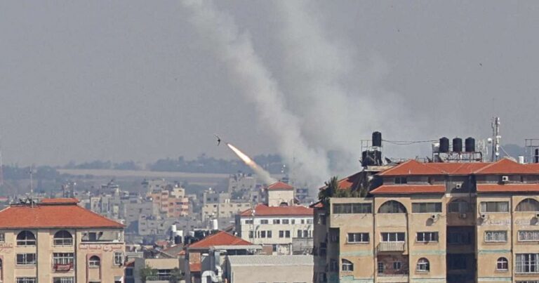 Israel Gempur RS Al Shifa, Desak Hamas Mundur Secepatnya