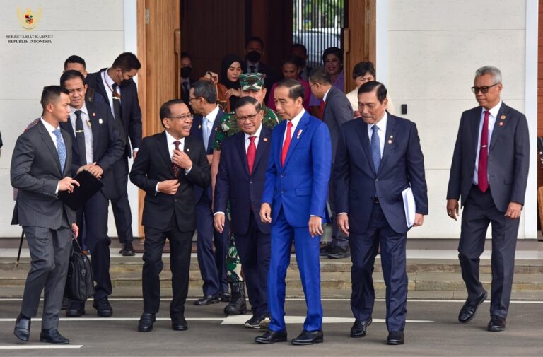 Hadiri KTT G7, Jokowi Bawa Isu Perdamaian