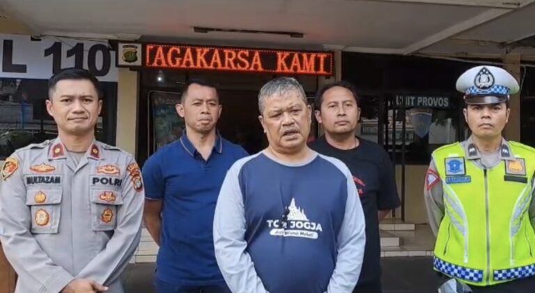 Polsek Jagakarsa Tangkap Pria Ngaku Polisi Akibat Ditegur Merokok