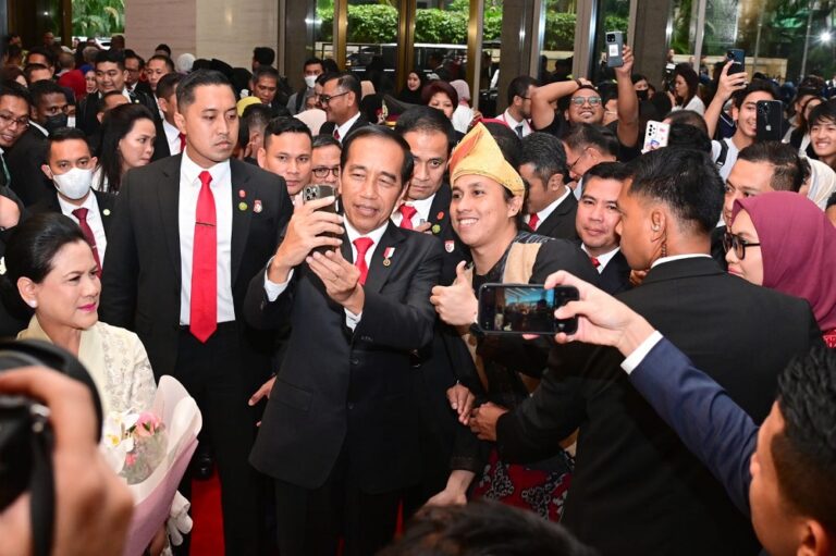 Temui PM Malaysia, Jokowi Bahas Masalah Perbatasan