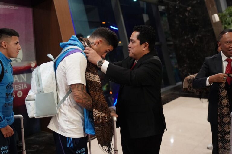 Erick Thohir Juga Sedih Messi Tak Datang