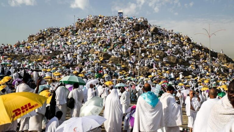 Dua Juta Muslim Wukuf di Arafah, Terbesar Sejak Pandemi