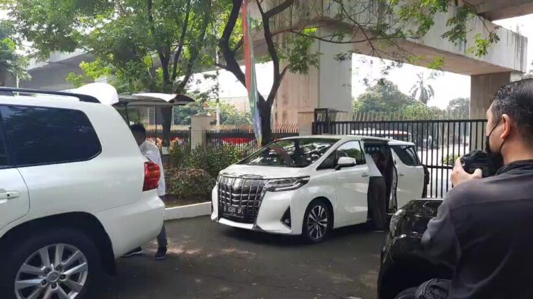 Telusuri Asal-usul Pengembalian Rp27 Miliar, Kantor Maqdir Ismail Digeledah