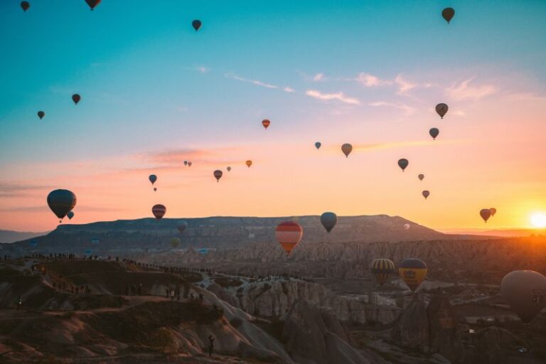 Ke Turki? Nikmati Wisata Balon Udara Cappadocia, Ini Waktu Terbaik