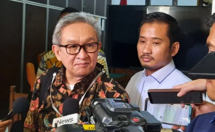 Maqdir Ismail Akan Perlihatkan Tumpukan Uang Rp27 Miliar Saat Tiba di Kejagung