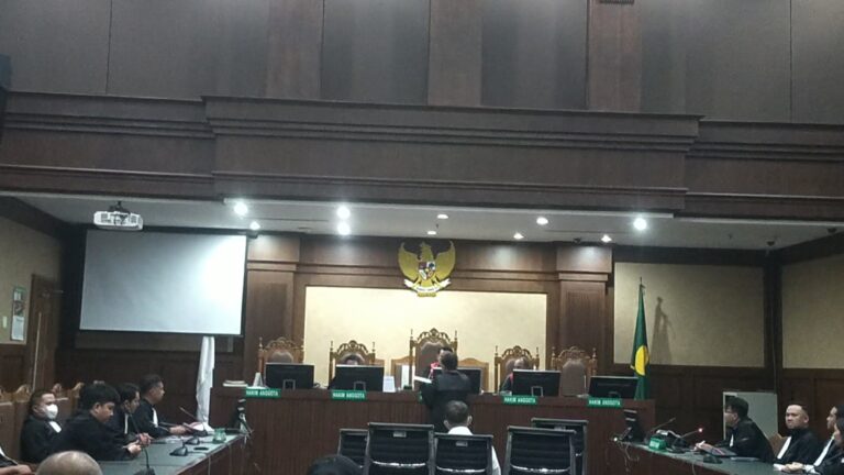 Jaksa Kejagung Tolak Eksepsi Penasehat Hukum Irwan Hermawan