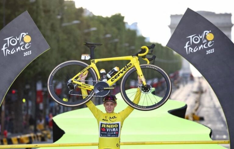 Lagi, Jonas Vingegaard Juara Tour de France 2023