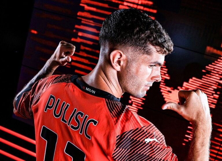 Resmi! Pulisic Kontrak Empat Tahun dengan AC Milan