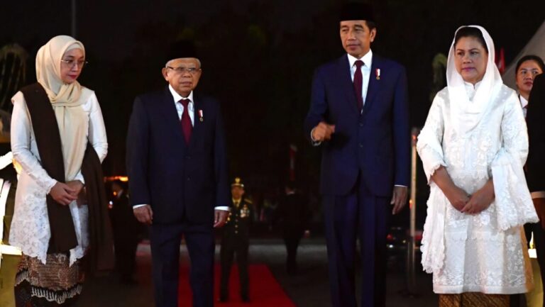 HUT ke-78 RI, Jokowi Pimpinan Apel Kehormatan dan Renungan Suci