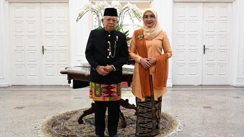 Wapres MaÃ¢â‚¬â„¢ruf Pakai Baju Demang Khas Betawi di Sidang Tahunan MPR RI