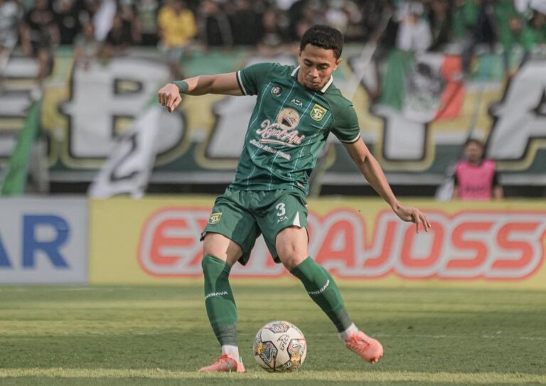 Reva Adi Ingin Persebaya Kalahkan Mantan Timnya