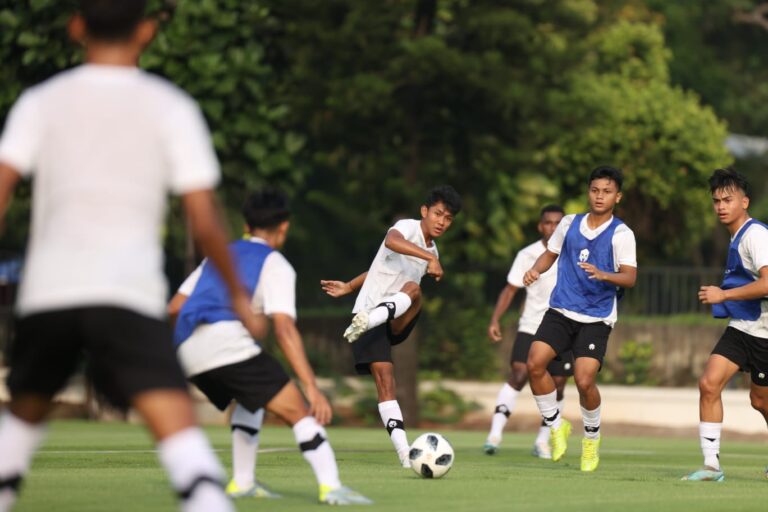 Bima Sakti Matangkan Timnya untuk Berlaga di Piala Dunia U-17