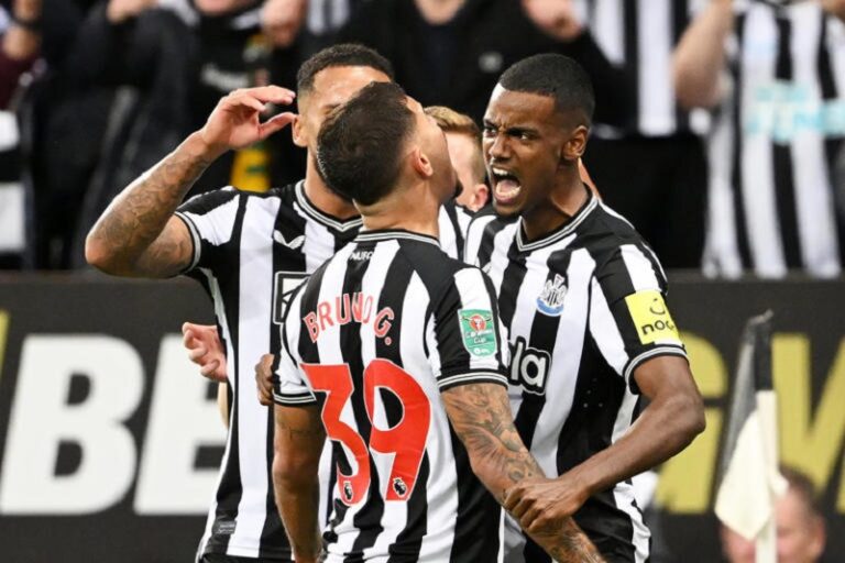 Piala Liga Inggris: Newcastle Tantang MU di 16 Besar