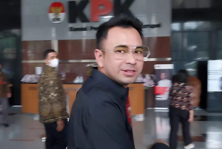 Raffi Ahmad Tiba-tiba Sambangi Kantor KPK