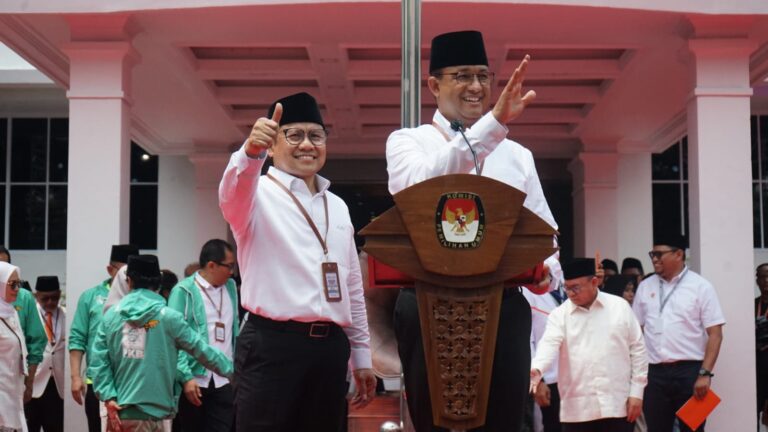 Anies Minta Maaf Datang ke KPU Telat