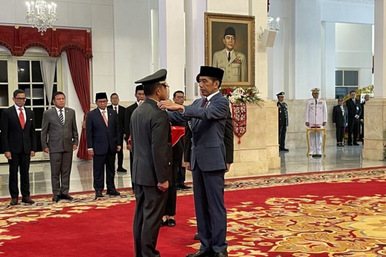 Letjen TNI Agus Subiyanto Dilantik jadi KSAD Gantikan Dudung Abdurachman