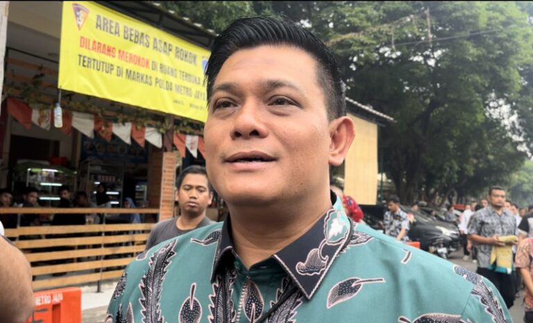 Raih Penghargaan Berantas Mafia Tanah, Ade Safri Idolakan Bung Tomo