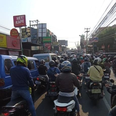 Pelebaran Jalan, Kemacetan Jadi “Santapan” Sehari-hari Warga Depok