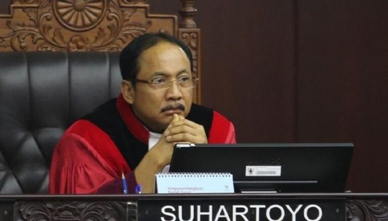 Profil Hakim Suhartoyo, Ketua MK Pengganti Anwar Usman