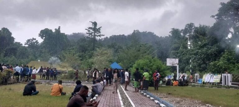 Imbas Rusuh Pengantaran Jenazah Lukas Enembe, 25 Bangunan di Jayapura Terbakar